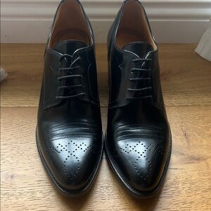 Office of Angela Scott (41) Miss Button Midheel